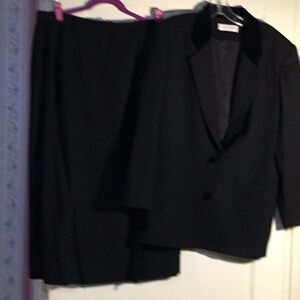 Valerie Stevens pure wool suit.